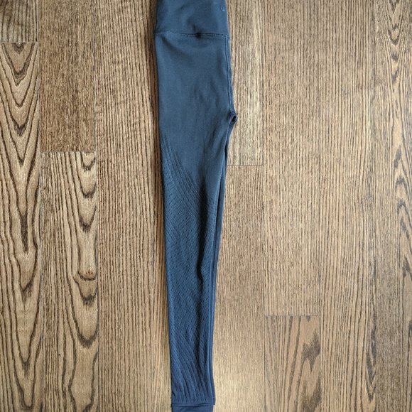 Lululemon Digi Rain Tights Graphite Grey EUC - Picture 5 of 7